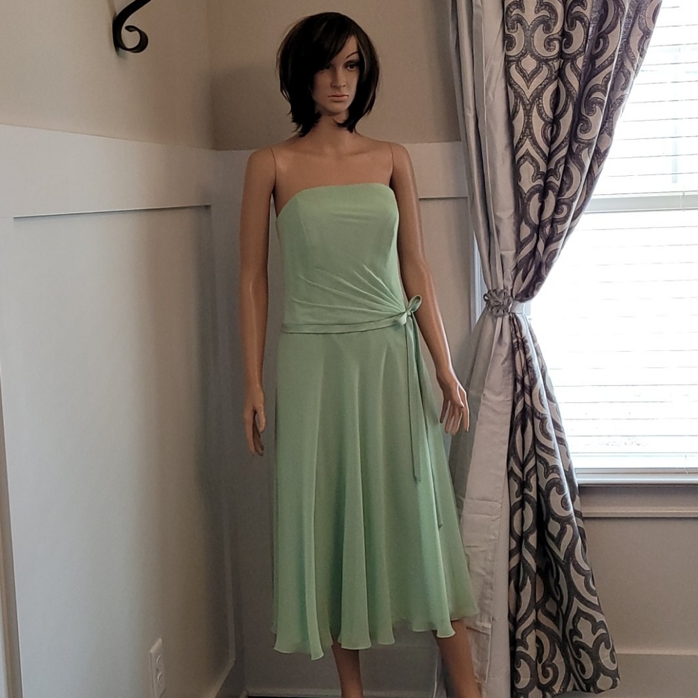 B2 Dress